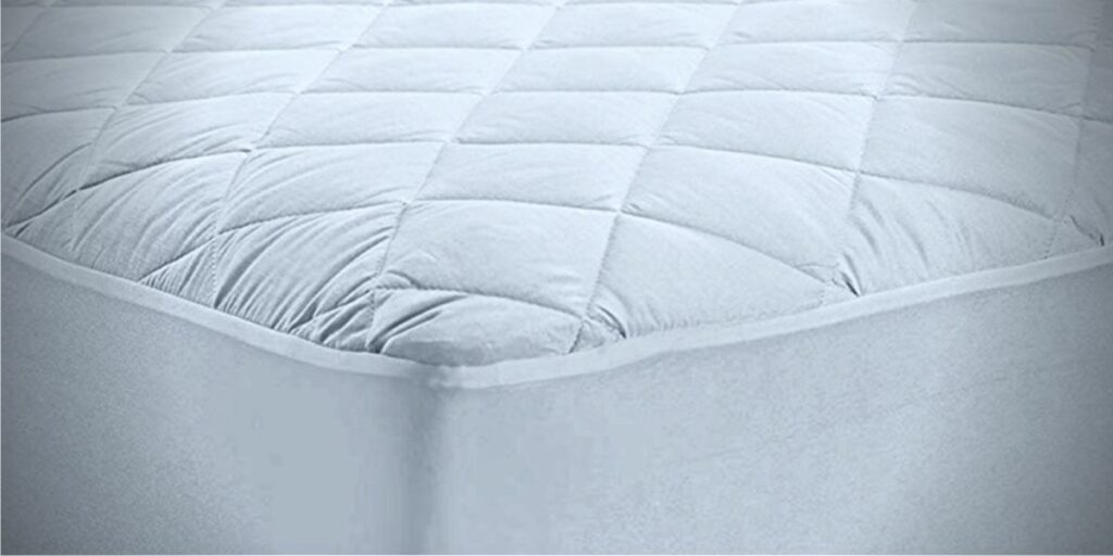 can you wash mattress cover with sheets